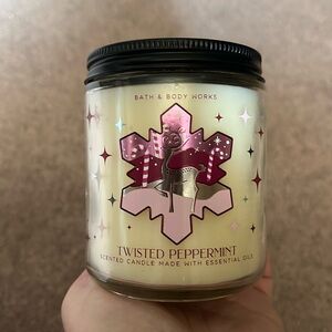 COPY - Bath & Body Works Single Wick Candle, Twisted Peppermint.